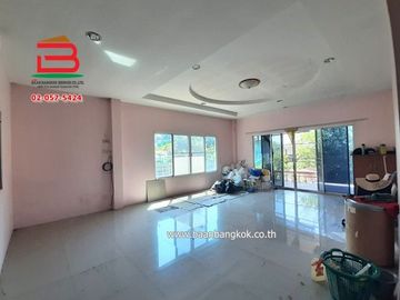 ที่ดินพร้อมบ้านเดี่ยว หมู่บ้าน แบนชะโด 2 แยก 10 เนื้อที่ 200 ตรว. ถนนประชาร่วมใจ แขวงทรายกองดินใต้ เขตคลองสามวา กรุงเทพฯ
