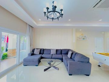 Dusit Pattaya Hill Pool Villa for Sale