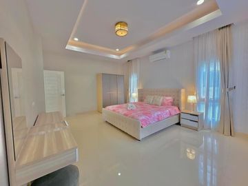 Dusit Pattaya Hill Pool Villa for Sale