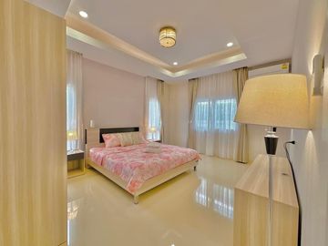 Dusit Pattaya Hill Pool Villa for Sale