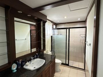 UPSCALE VILLA for SALE at BEVERLY HILLS ANTIPOLO/TAYTAY, RIZAL