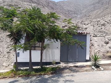 ALQUILER CASA CHACLACAYO URB. MIRASOL DE HUAMPANI 3 DORMITORIOS COCHERA