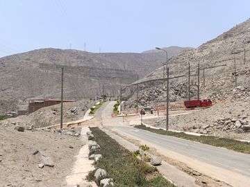 ALQUILER CASA CHACLACAYO URB. MIRASOL DE HUAMPANI 3 DORMITORIOS COCHERA