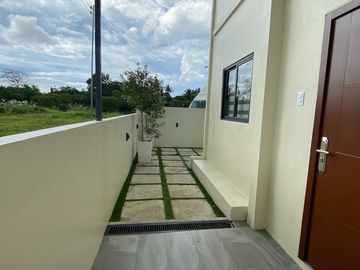 FEW UNITS LEFT: 4-Bedroom House, Magnum House, Intalio Estates Cagayan de Oro City