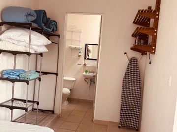 CASA EN VENTA EN ESQUINA 3 RECAMARAS 3 BAÑOS CON ALBERCA, AREAS VERDES EN MERIDA YUCATAN