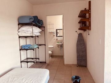CASA EN VENTA EN ESQUINA 3 RECAMARAS 3 BAÑOS CON ALBERCA, AREAS VERDES EN MERIDA YUCATAN