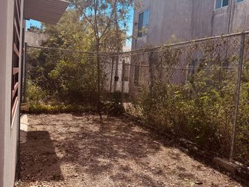 CASA EN VENTA EN ESQUINA 3 RECAMARAS 3 BAÑOS CON ALBERCA, AREAS VERDES EN MERIDA YUCATAN
