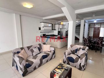 1125902 🏡 ¡La Casa De Tus Sueños En Comas Te Espera! 🌟