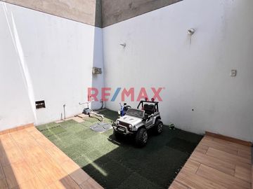 1125902 🏡 ¡La Casa De Tus Sueños En Comas Te Espera! 🌟