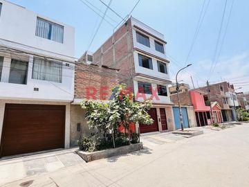 1125902 🏡 ¡La Casa De Tus Sueños En Comas Te Espera! 🌟
