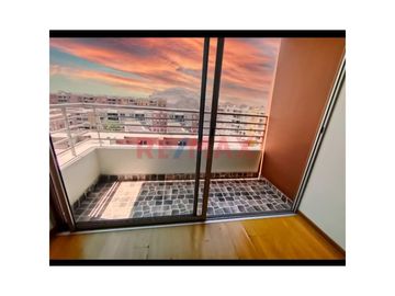 Venta De Hermoso Departamento Cerca Al Aeropuerto Av. Canta / Av. Faucett.