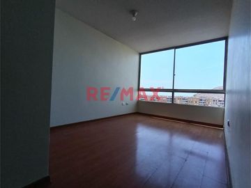 Venta De Hermoso Departamento Cerca Al Aeropuerto Av. Canta / Av. Faucett.