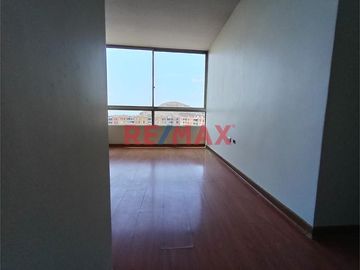 Venta De Hermoso Departamento Cerca Al Aeropuerto Av. Canta / Av. Faucett.
