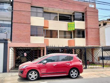 SURCO - CHAMA.  VENDO Depto DUPLEX  190 M2.  4dorm,4baños Amplia Terraza