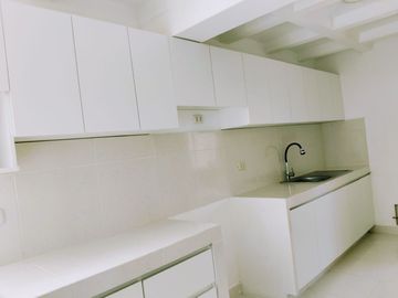 SURCO - CHAMA.  VENDO Depto DUPLEX  190 M2.  4dorm,4baños Amplia Terraza