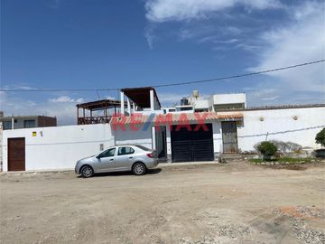Venta Casa Frente A Playa Cerro Azul