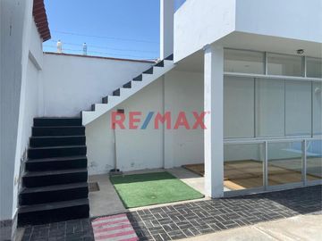 Venta Casa Frente A Playa Cerro Azul