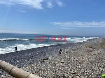 Venta Casa Frente A Playa Cerro Azul