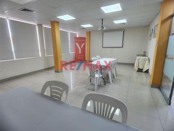 Comas Vendo Duplex
