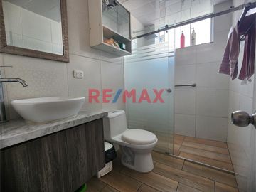 Comas Vendo Duplex