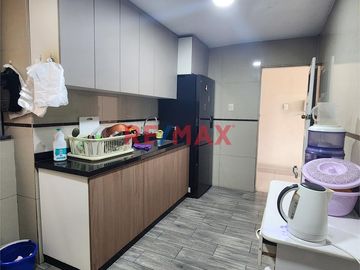 Comas Vendo Duplex
