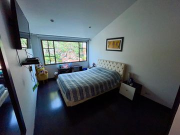 SE VENDE CASA EN NIZA SUBA