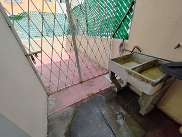 RENTA Casa con alberca atras de Plaza Patio Acapulco