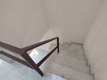 RENTA Casa con alberca atras de Plaza Patio Acapulco
