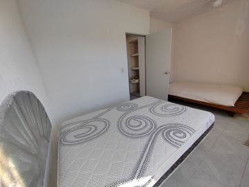 RENTA Casa con alberca atras de Plaza Patio Acapulco
