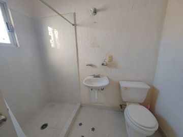 RENTA Casa con alberca atras de Plaza Patio Acapulco