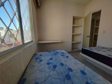 RENTA Casa con alberca atras de Plaza Patio Acapulco