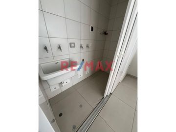 Exclusivo Departamento 2D Con Hermosa Vista A Parque