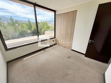 CASA EN VENTA EN LOS POLEROS - MACHALI