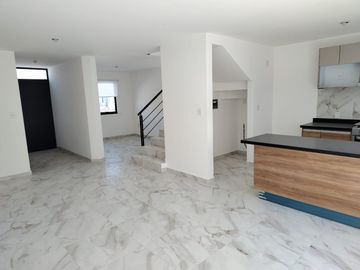 CASA EN VENTA EN ZAKIA QUERETARO - ZANTE