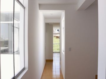🛑 ¡Dúplex En Alquiler En Urb. Laguna Del Chipe Mz B Lt 6 Departamento 501, A Una Cuadra De Udep! 📐 A.C 120 M² Y A.L 60 M²