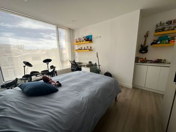 DEPARTAMENTO EN VENTA DE 3 DORMITORIOS PUERTAS DEL SOL