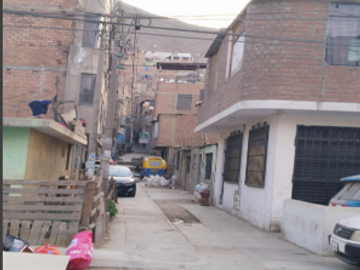 Vendo casa de 3 pisos en AA.HH. La Providencia- San Juan de Lurigancho