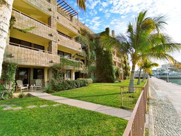 Condominio en venta San Carlos sonora Marina Real condo for sale