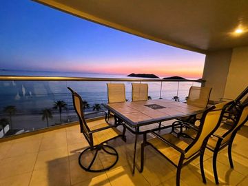 Condominio frente a playa mar de 3 recamaras en venta san carlos playa blanca beachfront condo for sale san carlos