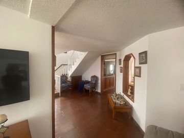 Casa de venta 4 habitaciones, Cayambe