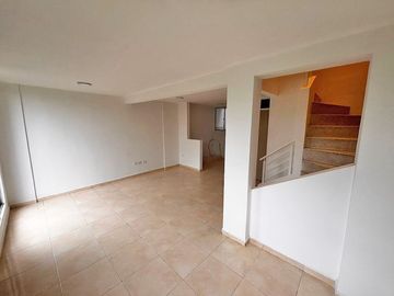 SE VENDE CASA EN SANTA MONICA DOSQUEBRADAS