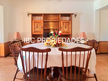 Se vende casa sólida con local comercial Arica