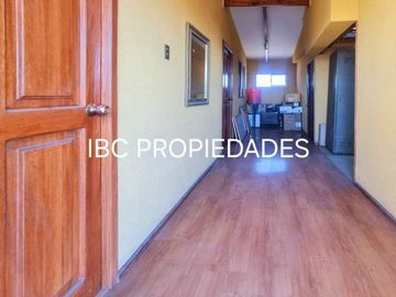 Se vende casa sólida con local comercial Arica