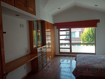 RESIDENCIA EN VENTA ZONA DORADA DE METEPEC