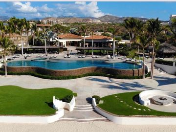 Condominio en venta en San José del cabo en campo de Golf club campestre