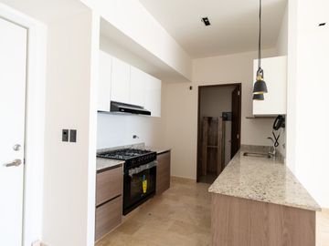 Departamento en Venta en Edificio Amira, Querétaro – Ubicación Estratégica y Amenidades de Lujo !!