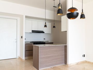 Departamento en Venta en Edificio Amira, Querétaro – Ubicación Estratégica y Amenidades de Lujo !!