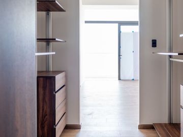 Departamento en Venta en Edificio Amira, Querétaro – Ubicación Estratégica y Amenidades de Lujo !!