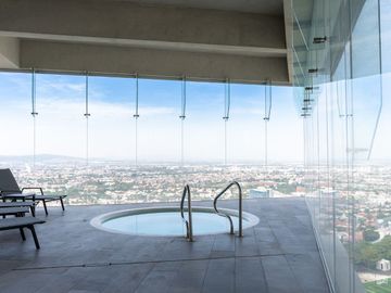 Departamento en Venta en Edificio Amira, Querétaro – Ubicación Estratégica y Amenidades de Lujo !!