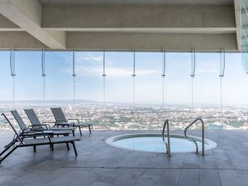 Departamento en Venta en Edificio Amira, Querétaro – Ubicación Estratégica y Amenidades de Lujo !!